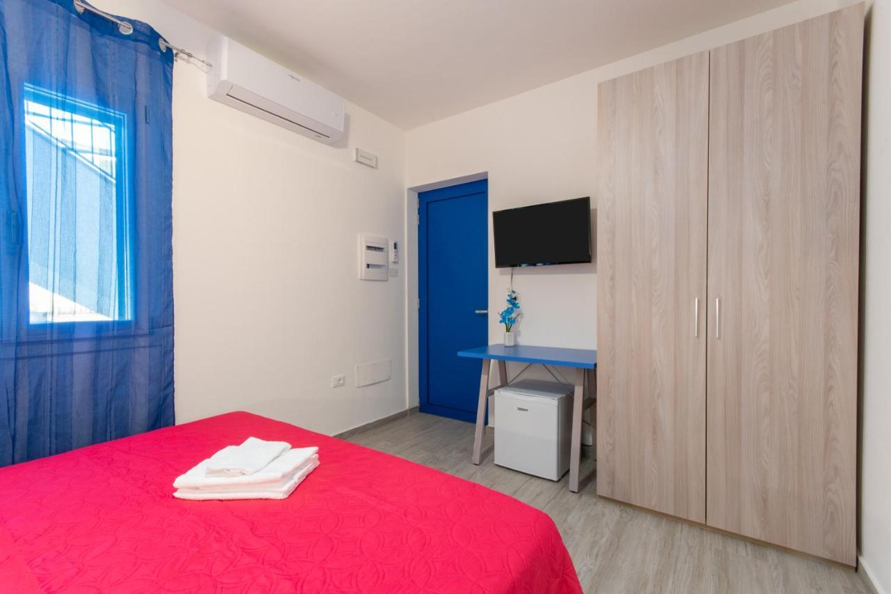 Bed & Blu Hotel La Caletta Eksteriør billede