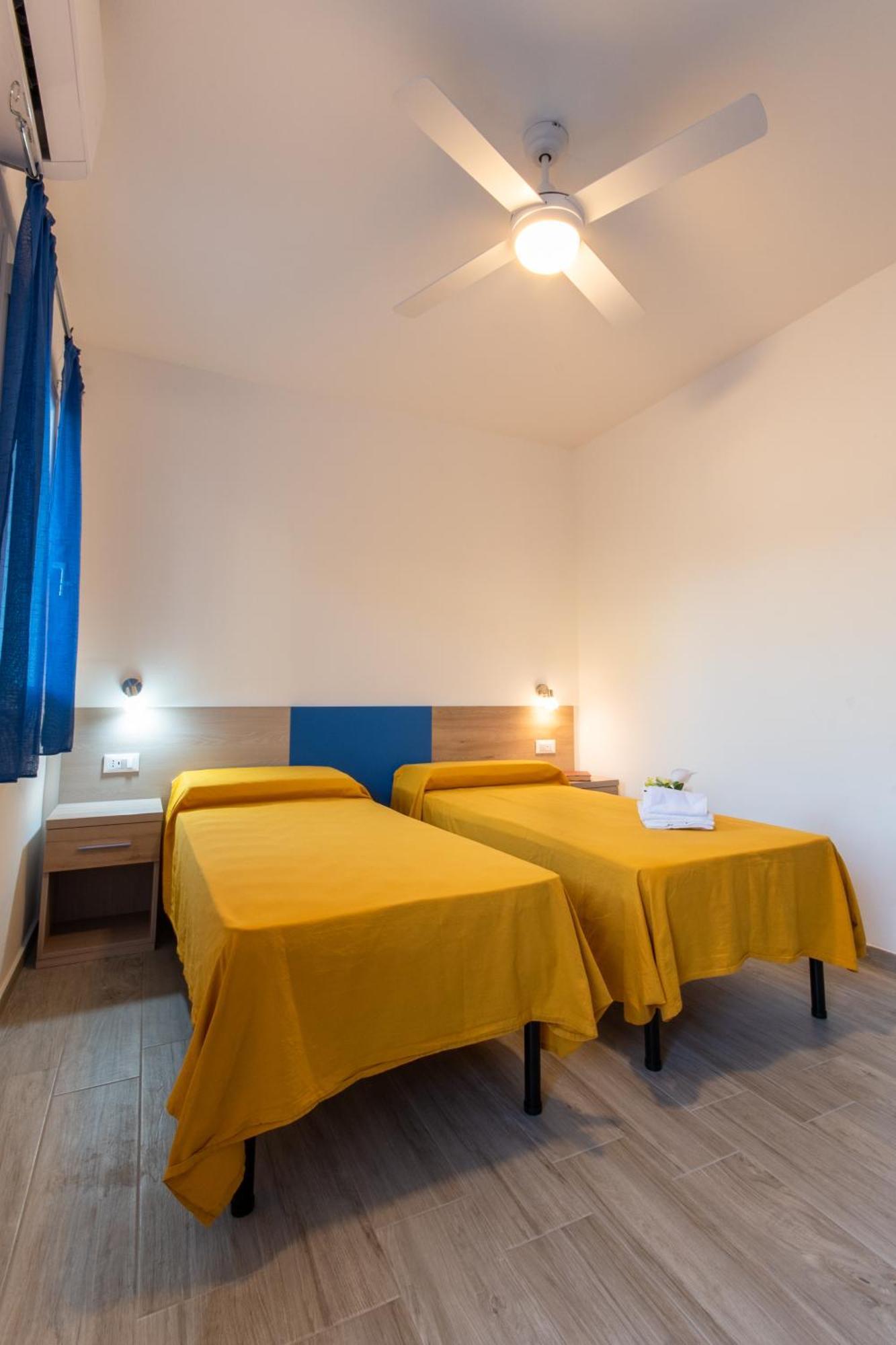 Bed & Blu Hotel La Caletta Eksteriør billede