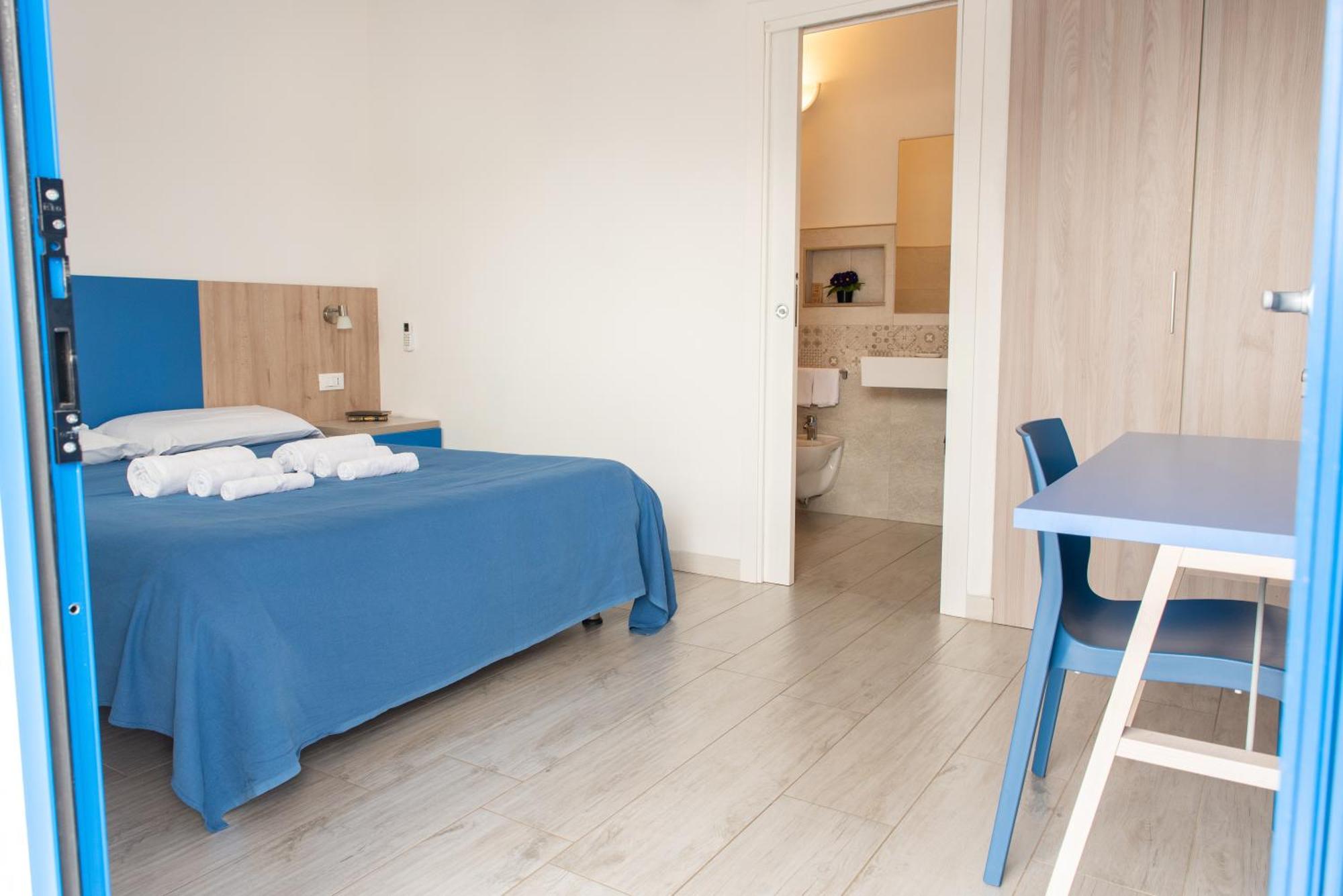 Bed & Blu Hotel La Caletta Eksteriør billede